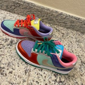 Men’s sunset pulse dunks .